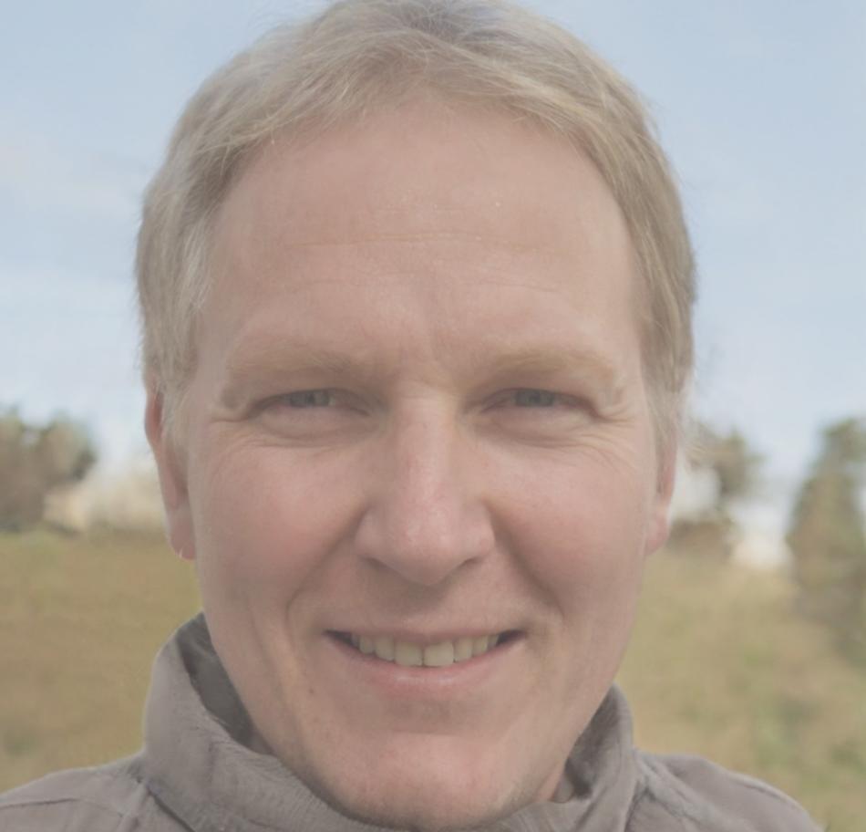 Portrait de Marc Dubois, PDG et cofondateur de agencytryvion